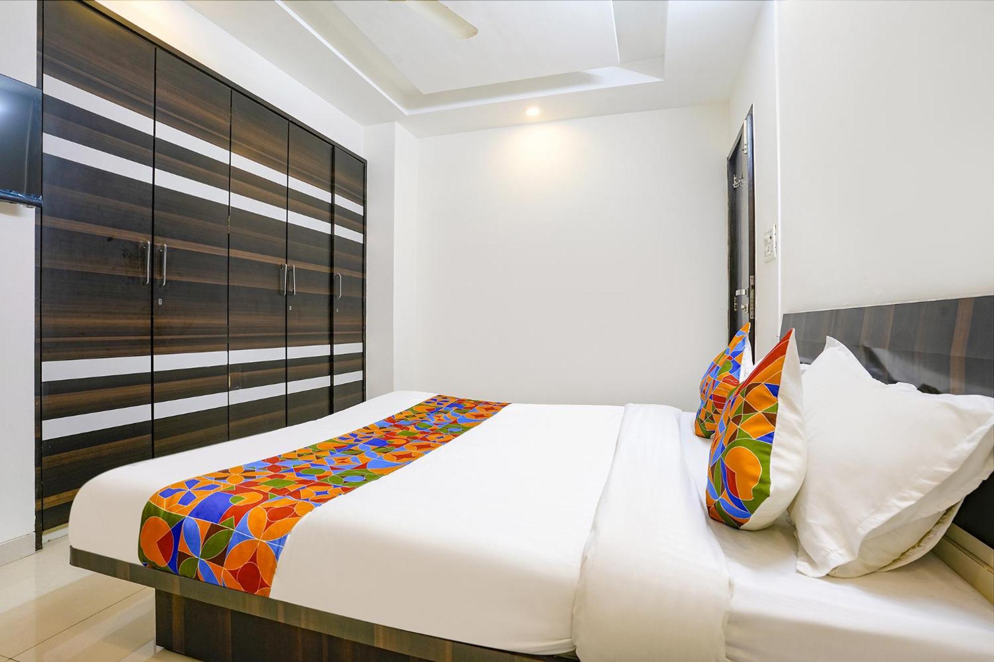 מומביי Fabhotel Shree Balaji Apartment מראה חיצוני תמונה
