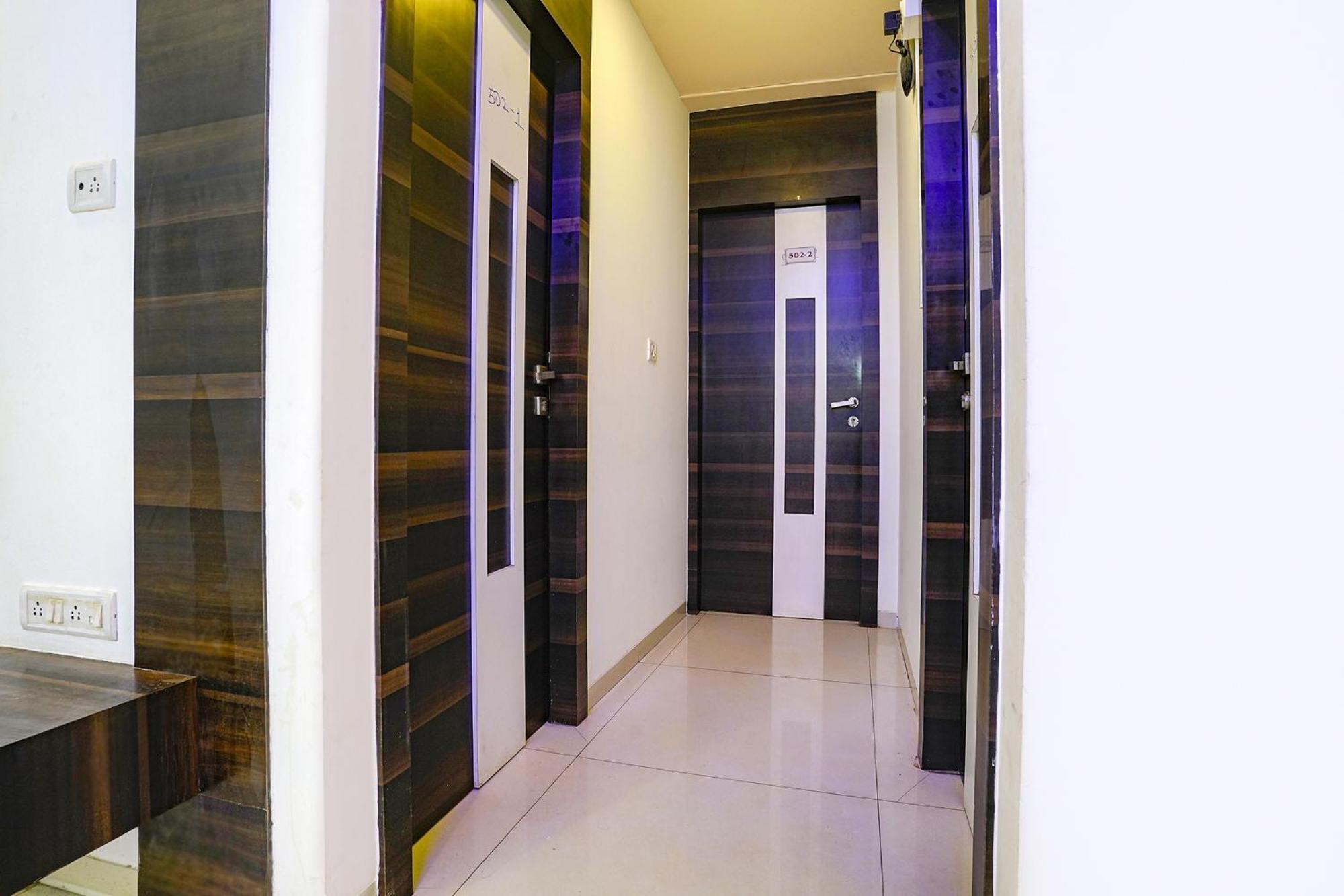 מומביי Fabhotel Shree Balaji Apartment מראה חיצוני תמונה