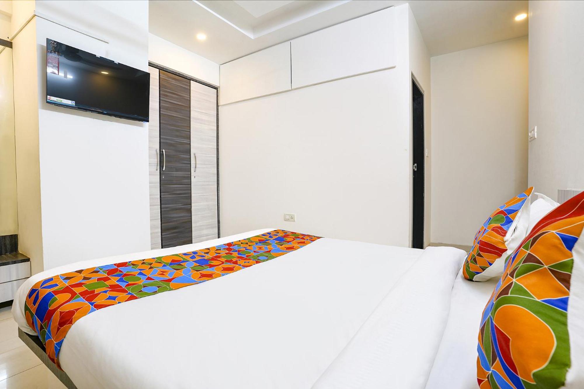 מומביי Fabhotel Shree Balaji Apartment מראה חיצוני תמונה