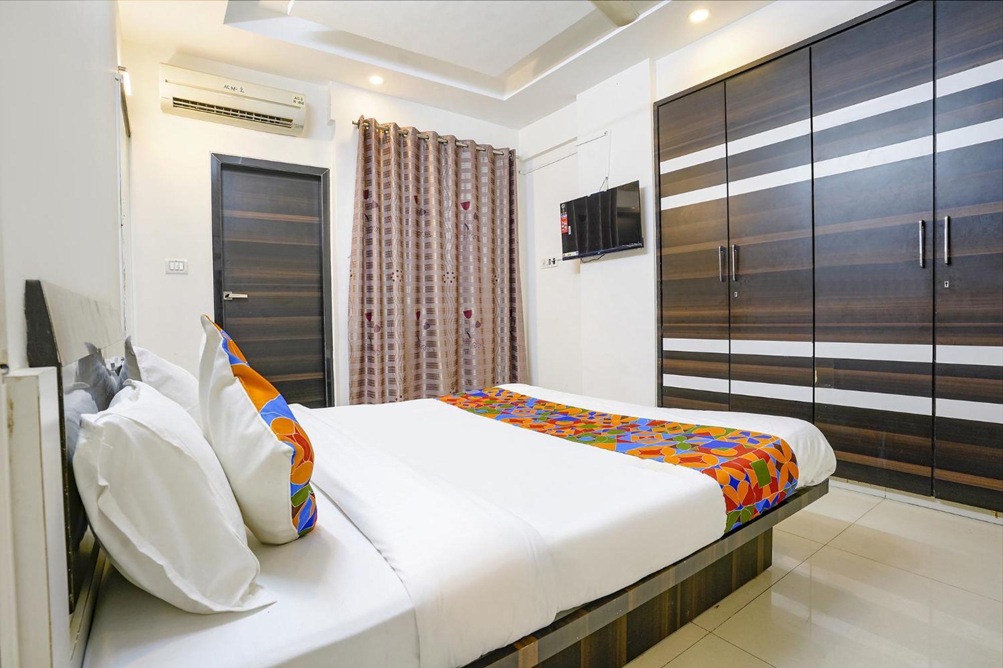מומביי Fabhotel Shree Balaji Apartment מראה חיצוני תמונה