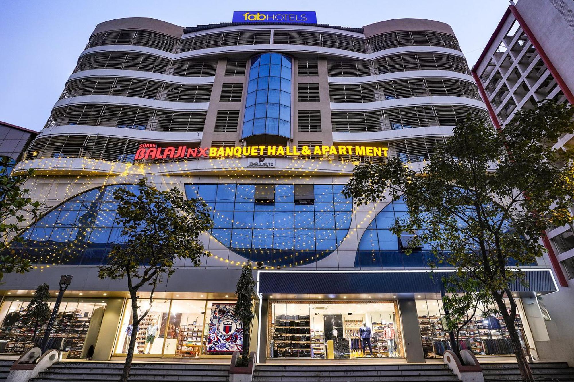 מומביי Fabhotel Shree Balaji Apartment מראה חיצוני תמונה