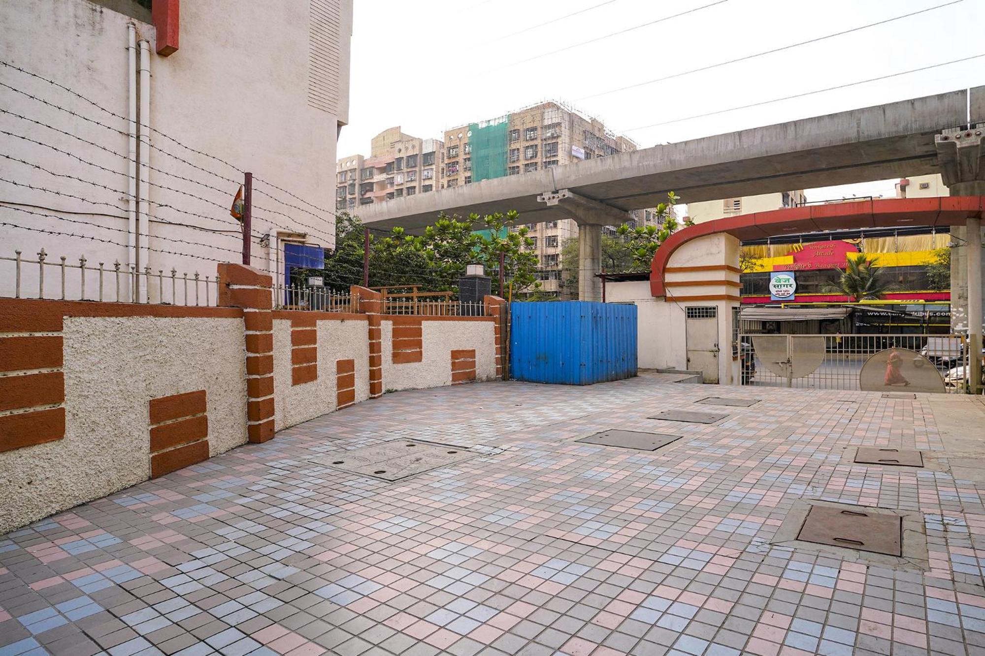 מומביי Fabhotel Shree Balaji Apartment מראה חיצוני תמונה