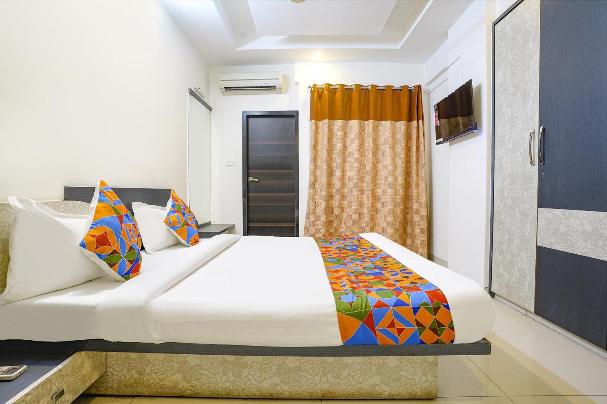 מומביי Fabhotel Shree Balaji Apartment מראה חיצוני תמונה