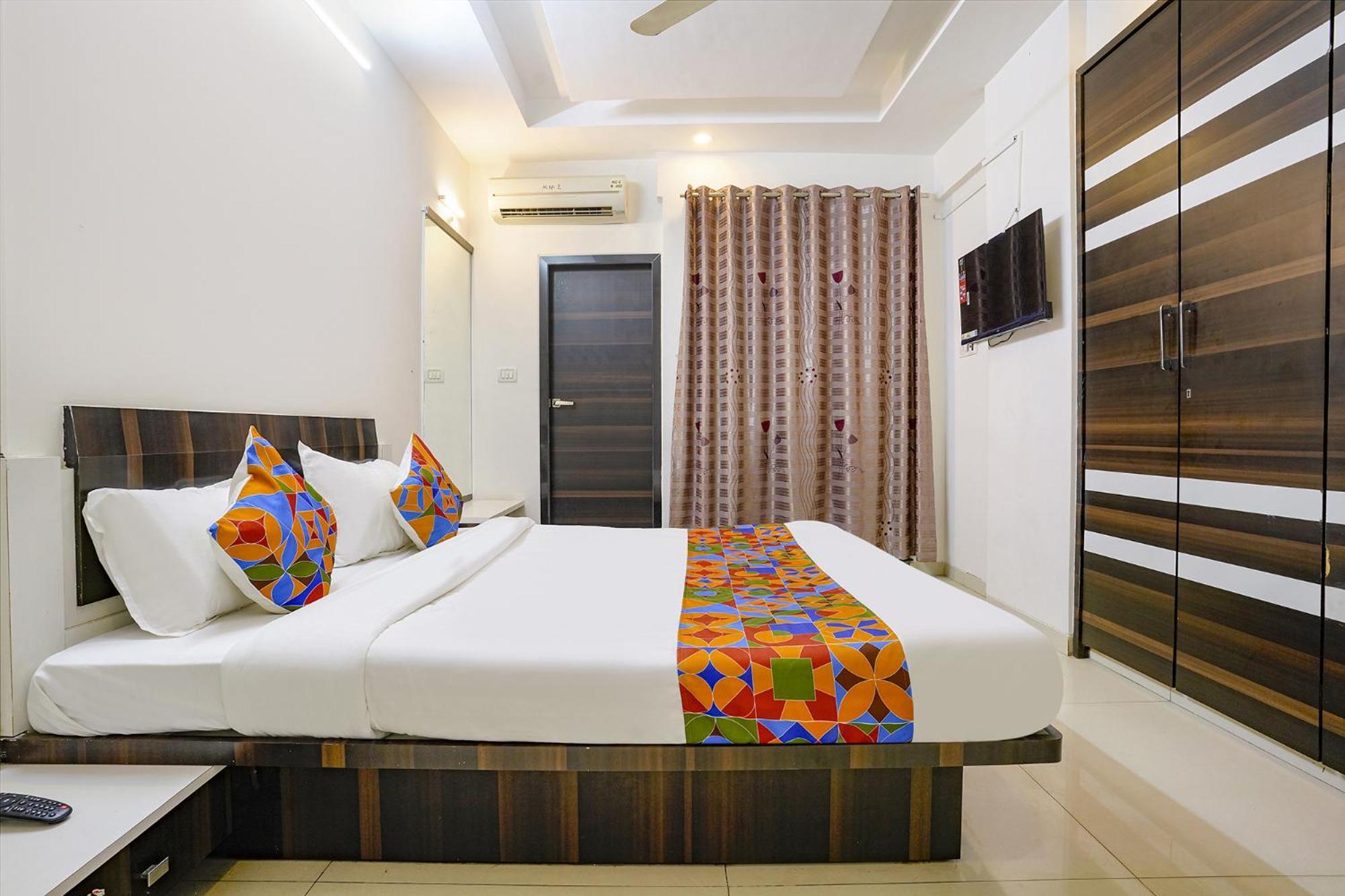 מומביי Fabhotel Shree Balaji Apartment מראה חיצוני תמונה